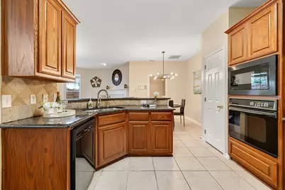 3152 Delaford Drive, Carrollton, TX 75007 - Photo 13