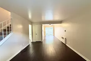 10450 E NW Hwy, Dallas, TX 75238 - Photo 3