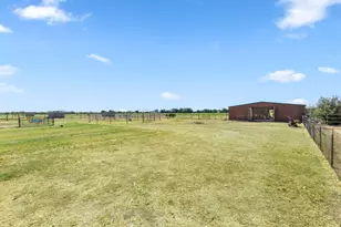 2991 Bell Rd S, Iowa Park, TX 76367 - Photo 5