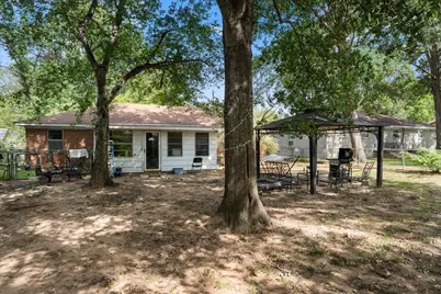 402 E Cook Street, Eustace, TX 75124 - Photo 19