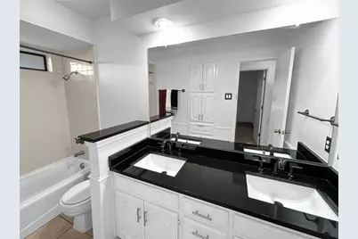 2409 Glen Morris Road, Carrollton, TX 75007 - Photo 25