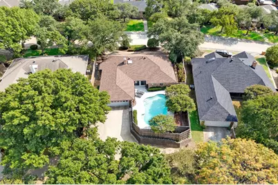 2409 Glen Morris Road, Carrollton, TX 75007 - Photo 33