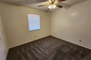 617 Race St, Crowley, TX 76036 - Photo 17