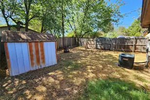 617 Race St, Crowley, TX 76036 - Photo 21