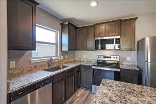 119 Barbwire Wy, Newark, TX 76071 - Photo 11