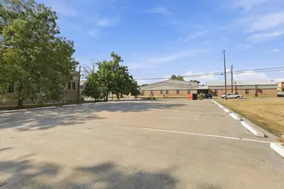 339 W Kaufman Street, Paris, TX 75460 - Photo 13