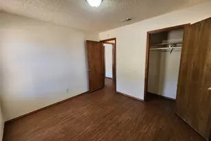 3211 Eastridge Dr, Haltom City, TX 76117 - Photo 13