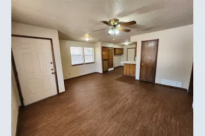 3211 Eastridge Drive, Haltom City, TX 76117 - Photo 3