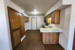 3211 Eastridge Dr, Haltom City, TX 76117 - Photo 5
