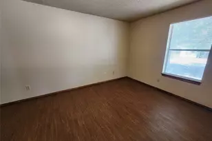 3211 Eastridge Dr, Haltom City, TX 76117 - Photo 9