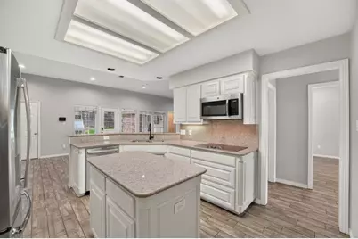 1005 Saint Andrews Drive, Mansfield, TX 76063 - Photo 11