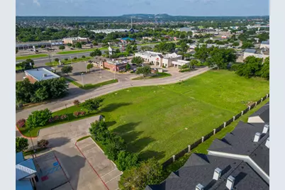 1100 Crawford Avenue, Granbury, TX 76048 - Photo 7