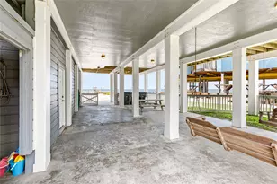 4239 Spoonbill Ln, Galveston, TX 77554 - Photo 29