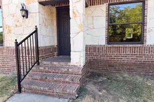 2810 Fordham Rd, Dallas, TX 75216 - Photo 3