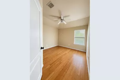 625 Soledad, Arlington, TX 76002 - Photo 11