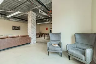 3221 Elihu St, Dallas, TX 75210 - Photo 7