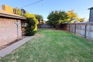 2802 Wood St, Vernon, TX 76384 - Photo 31
