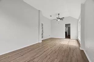 4581 Crown Ridge Dr, Plano, TX 75024 - Photo 9