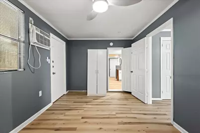 1509 W Morphy Street #B, Fort Worth, TX 76104 - Photo 3