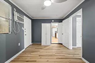 1509 W Morphy St, Fort Worth, TX 76104 - Photo 3