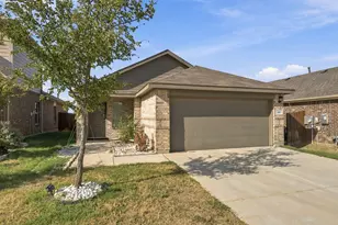 121 Greengate Dr, Boyd, TX 76023 - Photo 3