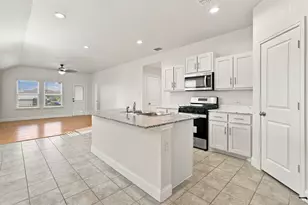 121 Greengate Dr, Boyd, TX 76023 - Photo 9