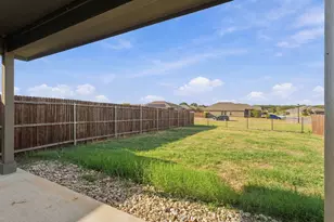 121 Greengate Dr, Boyd, TX 76023 - Photo 29