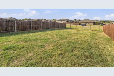 121 Greengate Drive, Boyd, TX 76023 - Photo 33