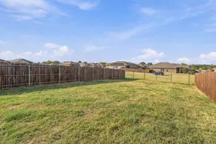 121 Greengate Dr, Boyd, TX 76023 - Photo 33