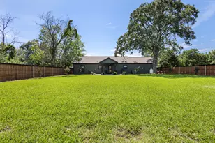 114 Garrett Ln, Gun Barrel City, TX 75156 - Photo 11