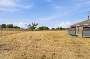 1711 Chenoweth St, Decatur, TX 76234 - Photo 33