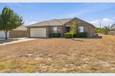 1711 Chenoweth Street, Decatur, TX 76234 - Photo 1