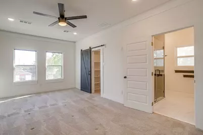 2921 Gipson Street, Fort Worth, TX 76111 - Photo 9