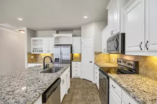 112 Terra Verde Ct, Waxahachie, TX 75165 - Photo 9