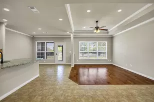112 Terra Verde Ct, Waxahachie, TX 75165 - Photo 3