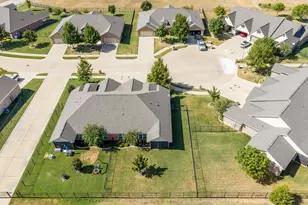 112 Terra Verde Ct, Waxahachie, TX 75165 - Photo 37