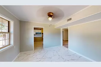 1105 S Ridgeway Drive, Cleburne, TX 76033 - Photo 25