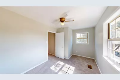1105 S Ridgeway Drive, Cleburne, TX 76033 - Photo 23
