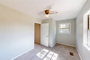 1105 S Ridgeway Dr, Cleburne, TX 76033 - Photo 23