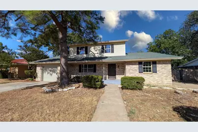 1105 S Ridgeway Drive, Cleburne, TX 76033 - Photo 1