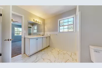 1105 S Ridgeway Drive, Cleburne, TX 76033 - Photo 13