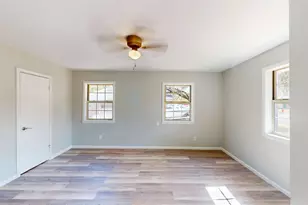 1105 S Ridgeway Dr, Cleburne, TX 76033 - Photo 15