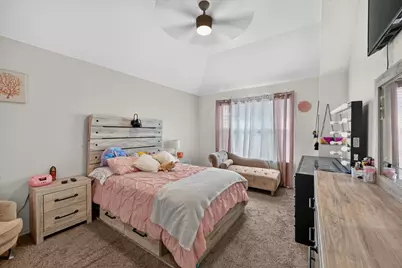 412 Roundrock Lane, Fort Worth, TX 76140 - Photo 19