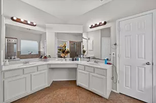 412 Roundrock Ln, Fort Worth, TX 76140 - Photo 15