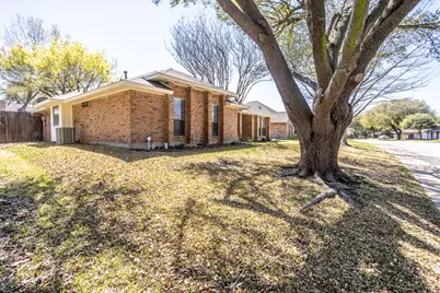 509 Wisterglen Drive, DeSoto, TX 75115 - Photo 27