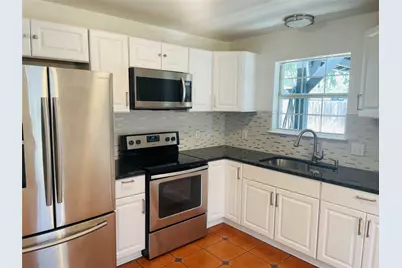 2534 Las Villas Avenue, Dallas, TX 75211 - Photo 5