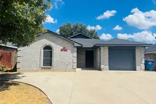 2534 Las Villas Ave, Dallas, TX 75211 - Photo 1