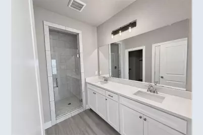 335 Mercy Street, Greenville, TX 75401 - Photo 7