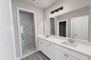 335 Mercy St, Greenville, TX 75401 - Photo 7