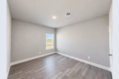 335 Mercy Street, Greenville, TX 75401 - Photo 5